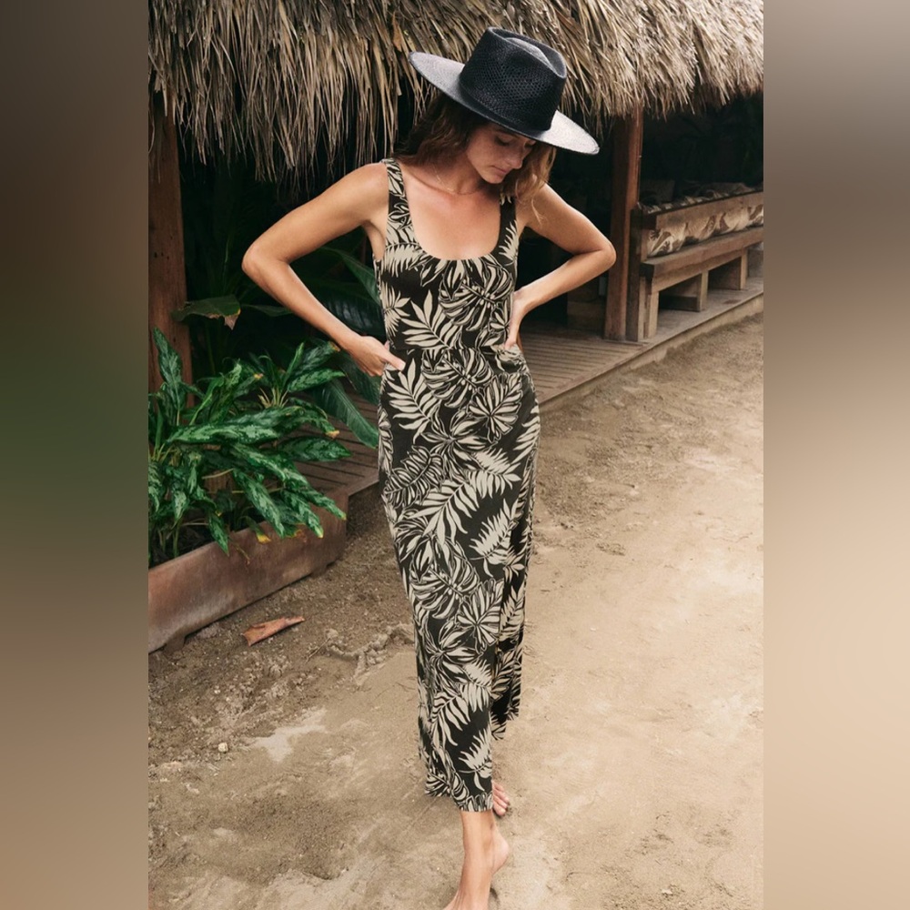 Melbourne sandy bay palm midi dress